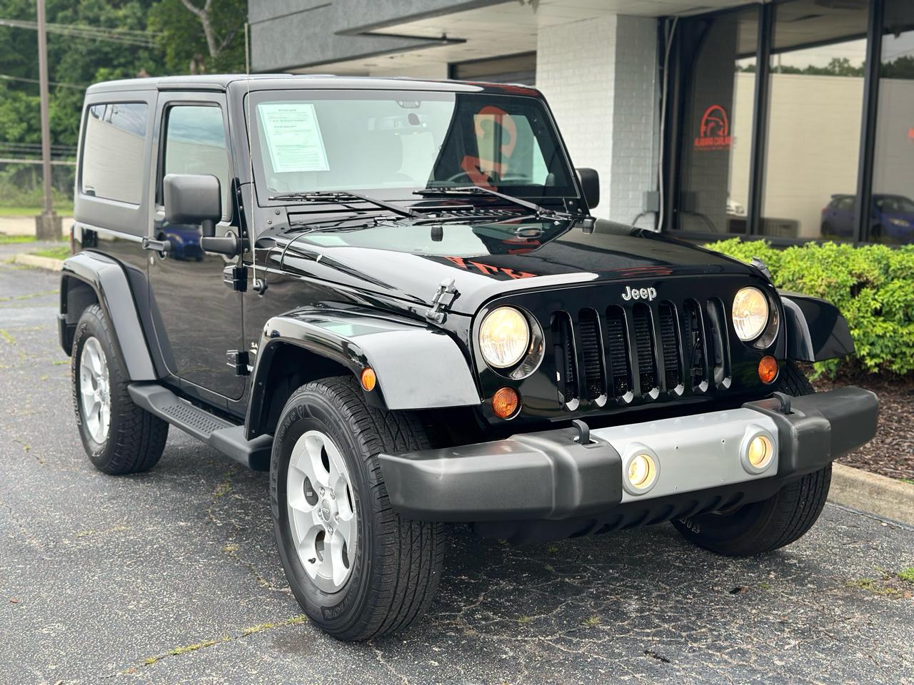 Jeep Wrangler 4WD 2dr Sahara 2013