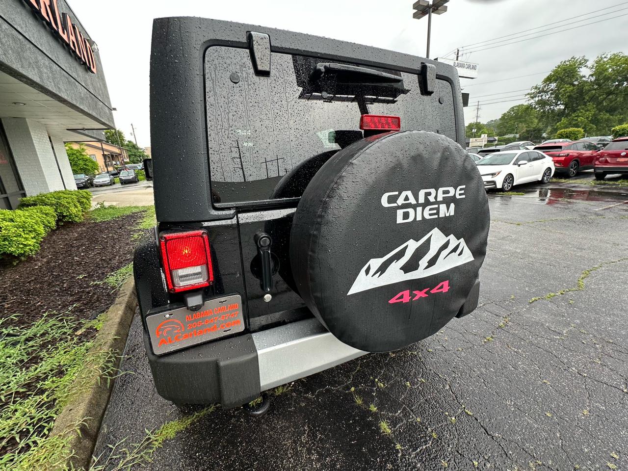 Jeep Wrangler 4WD 2dr Sahara 2013