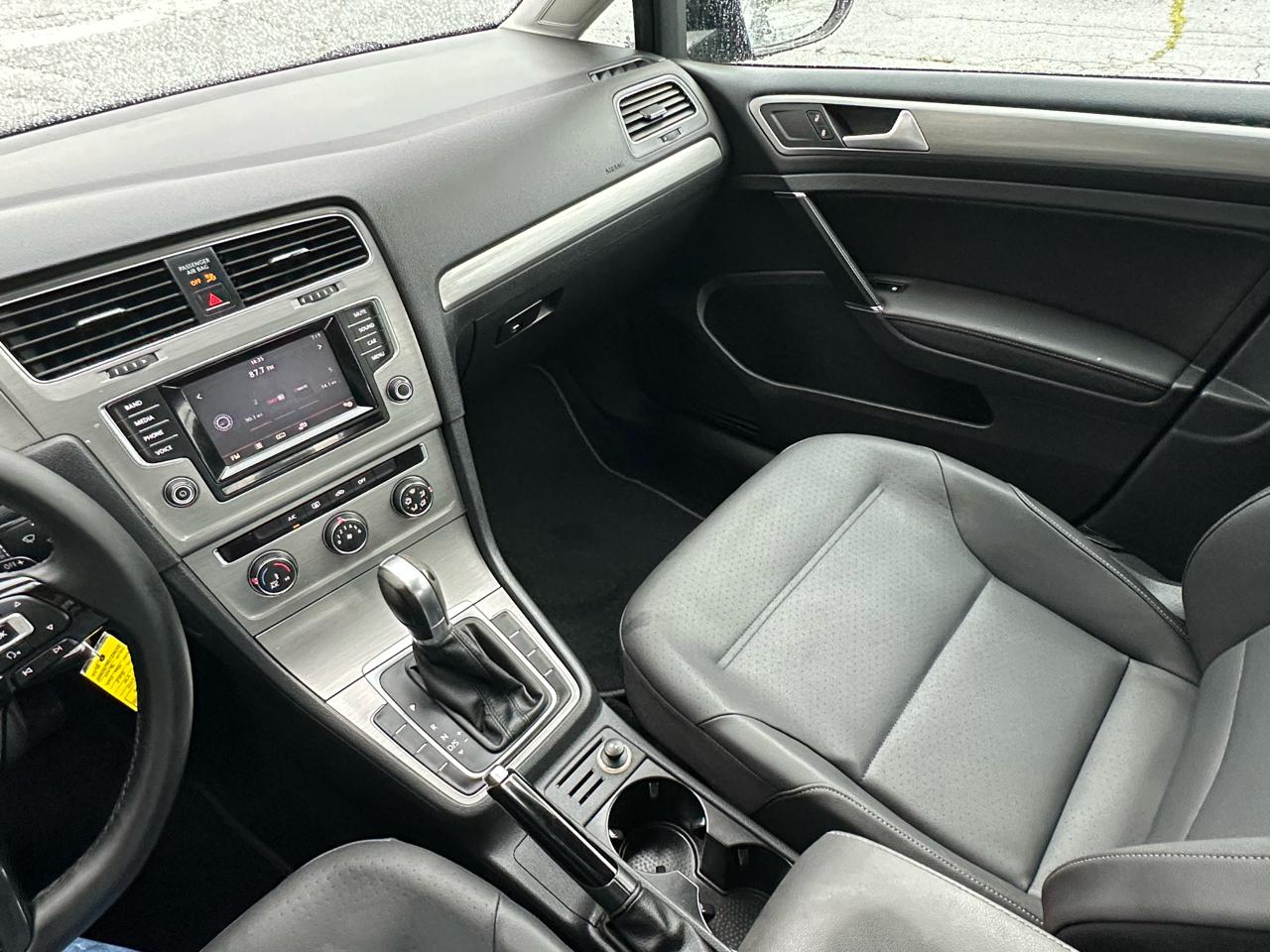 Volkswagen Golf 4dr HB Auto TSI SE 2015