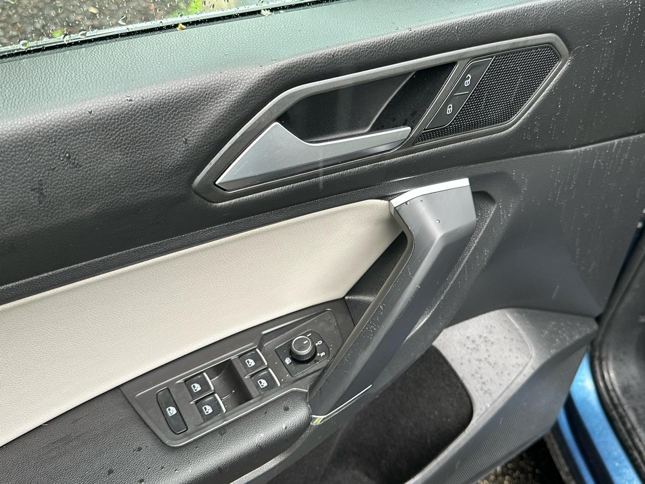 Volkswagen Tiguan 2.0T SE FWD 2020