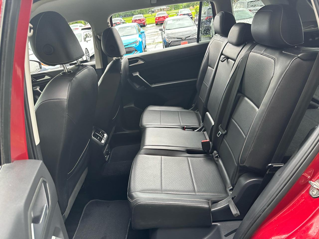 Volkswagen Tiguan 2.0T SE FWD 2021