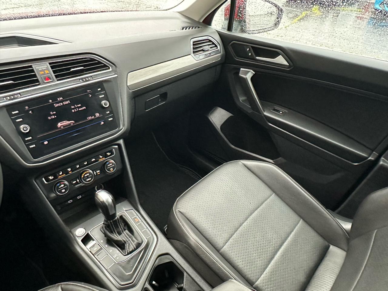 Volkswagen Tiguan 2.0T SE FWD 2021