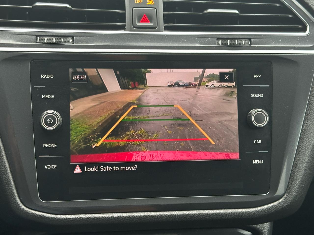 Volkswagen Tiguan 2.0T SE FWD 2021