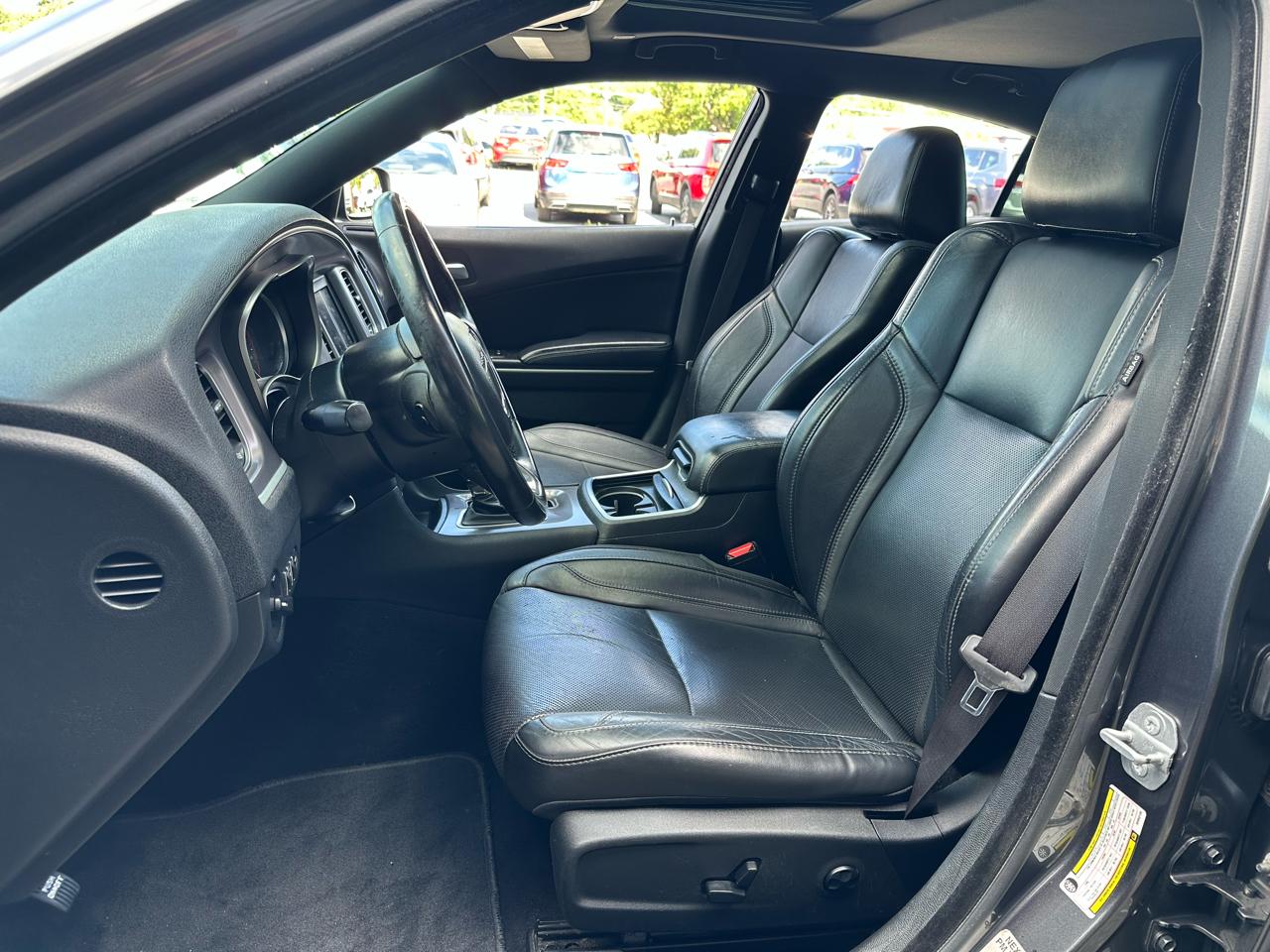 Dodge Charger SXT RWD 2019