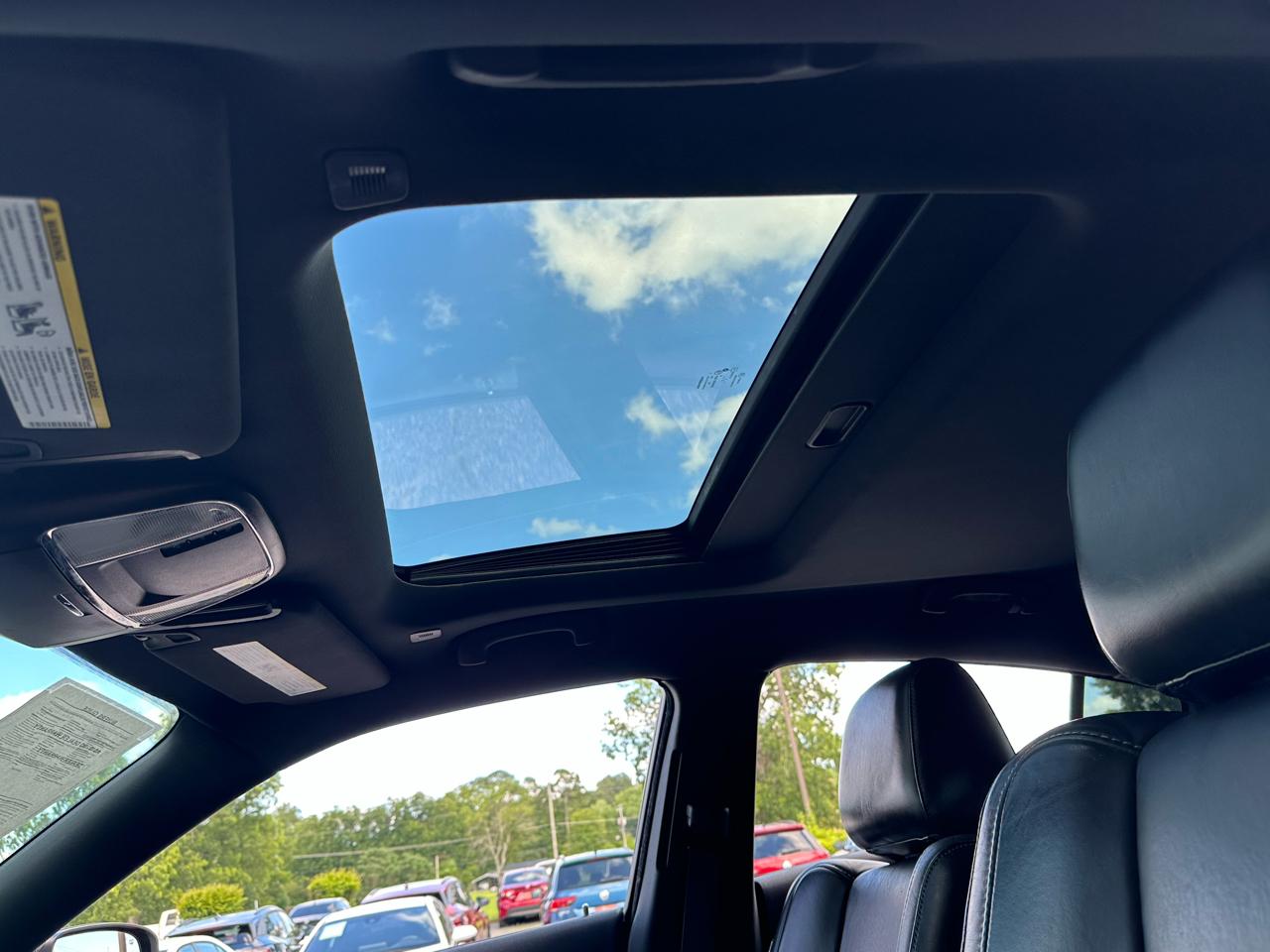 Dodge Charger SXT RWD 2019