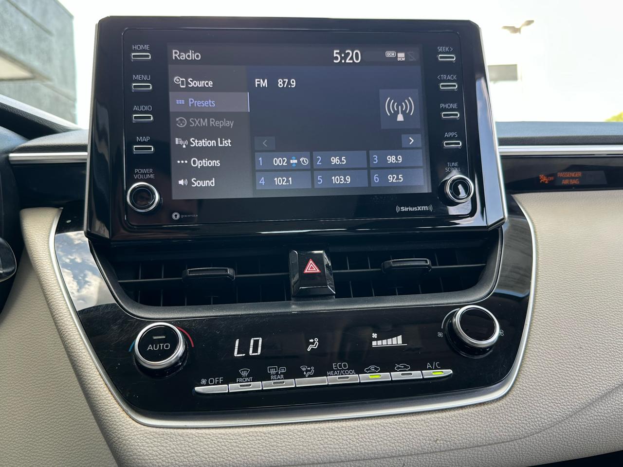 Toyota Corolla LE CVT (Natl) 2021