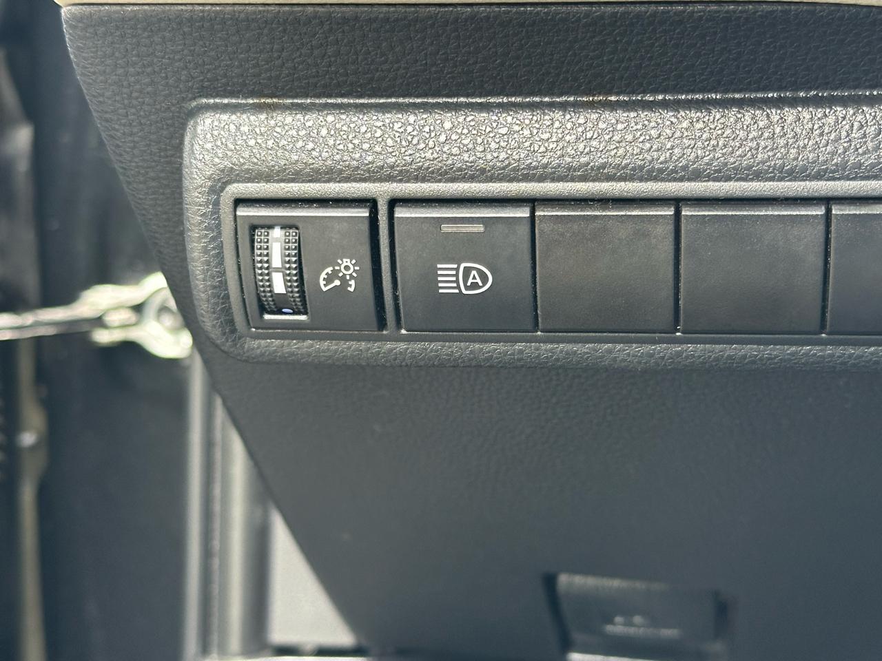 Toyota Corolla LE CVT (Natl) 2021