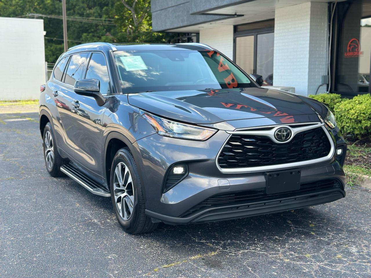 Toyota Highlander XLE FWD (Natl) 2021