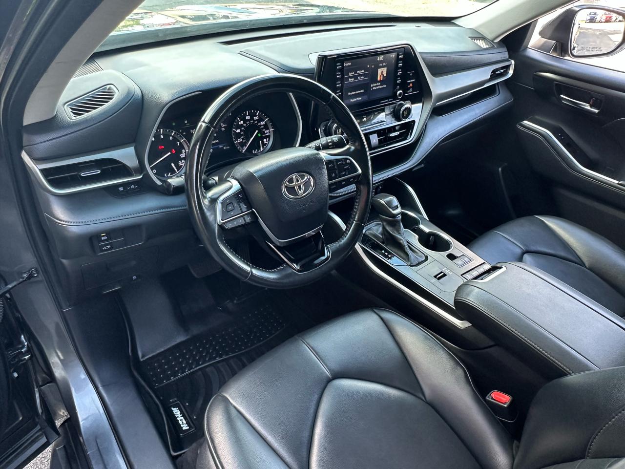 Toyota Highlander XLE FWD (Natl) 2021