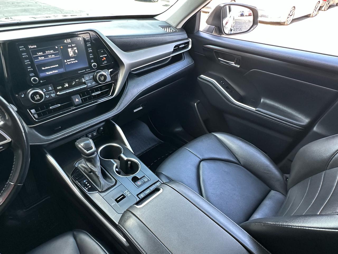 Toyota Highlander XLE FWD (Natl) 2021