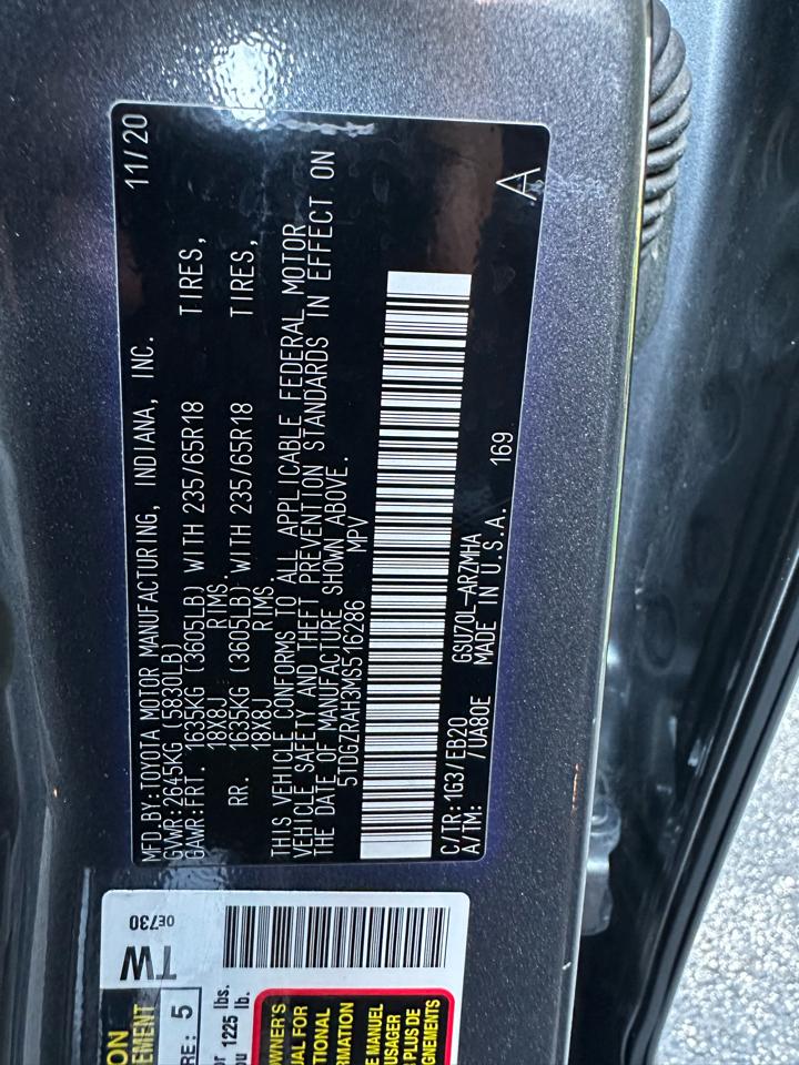 Toyota Highlander XLE FWD (Natl) 2021