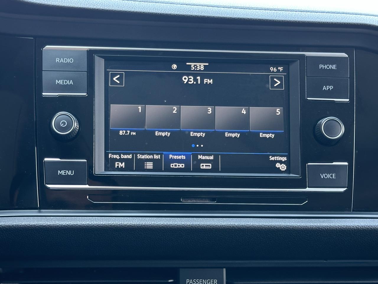 Volkswagen Jetta SE Auto 2023