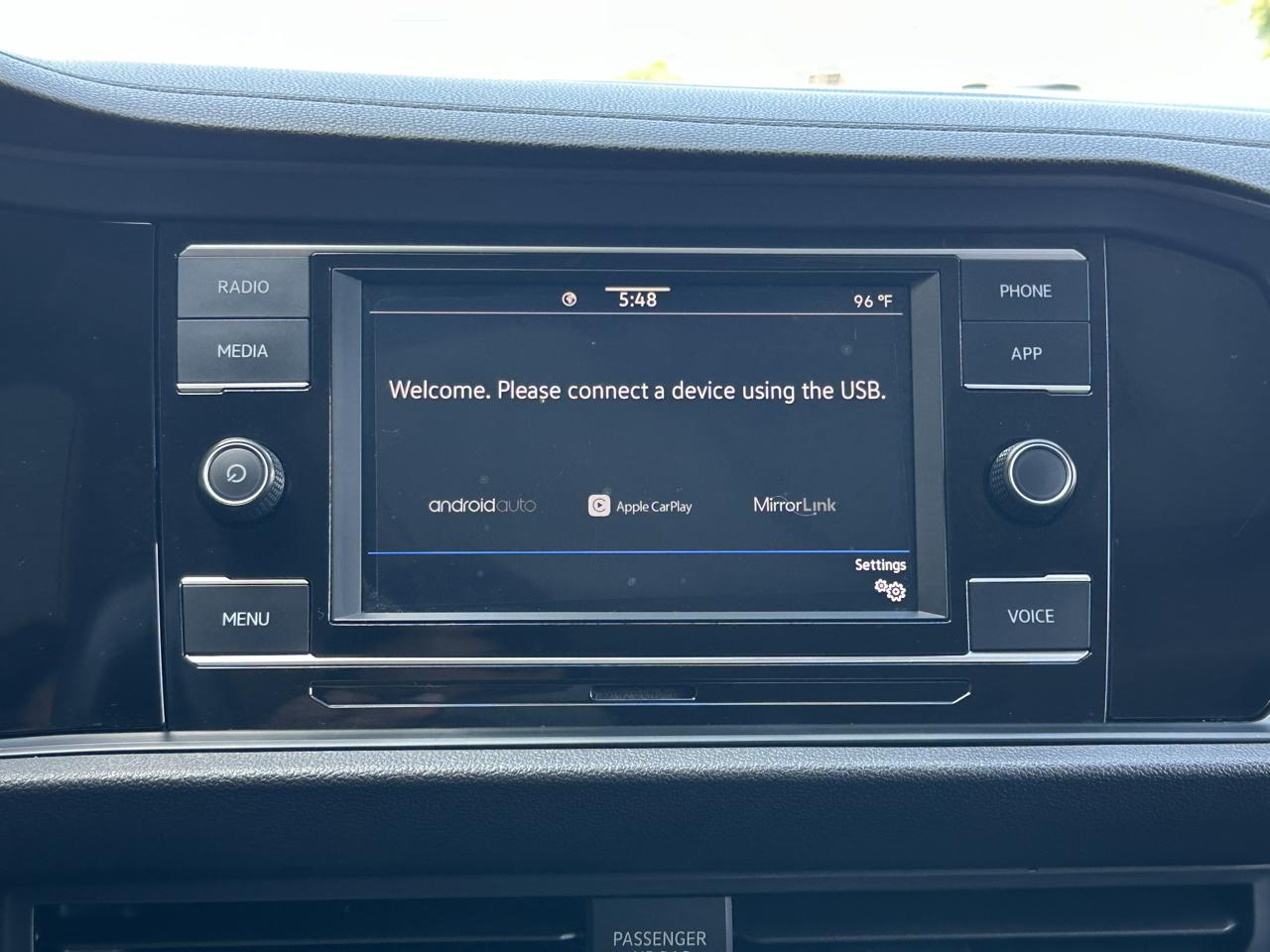 Volkswagen Jetta SE Auto 2023