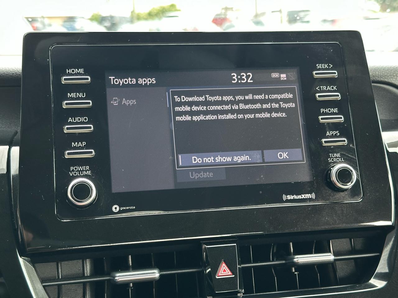 Toyota Camry SE Auto (Natl) 2021
