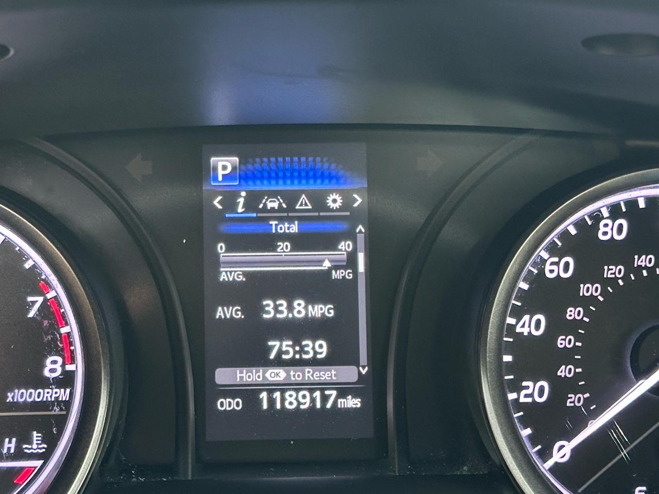 Toyota Camry SE Auto (Natl) 2021