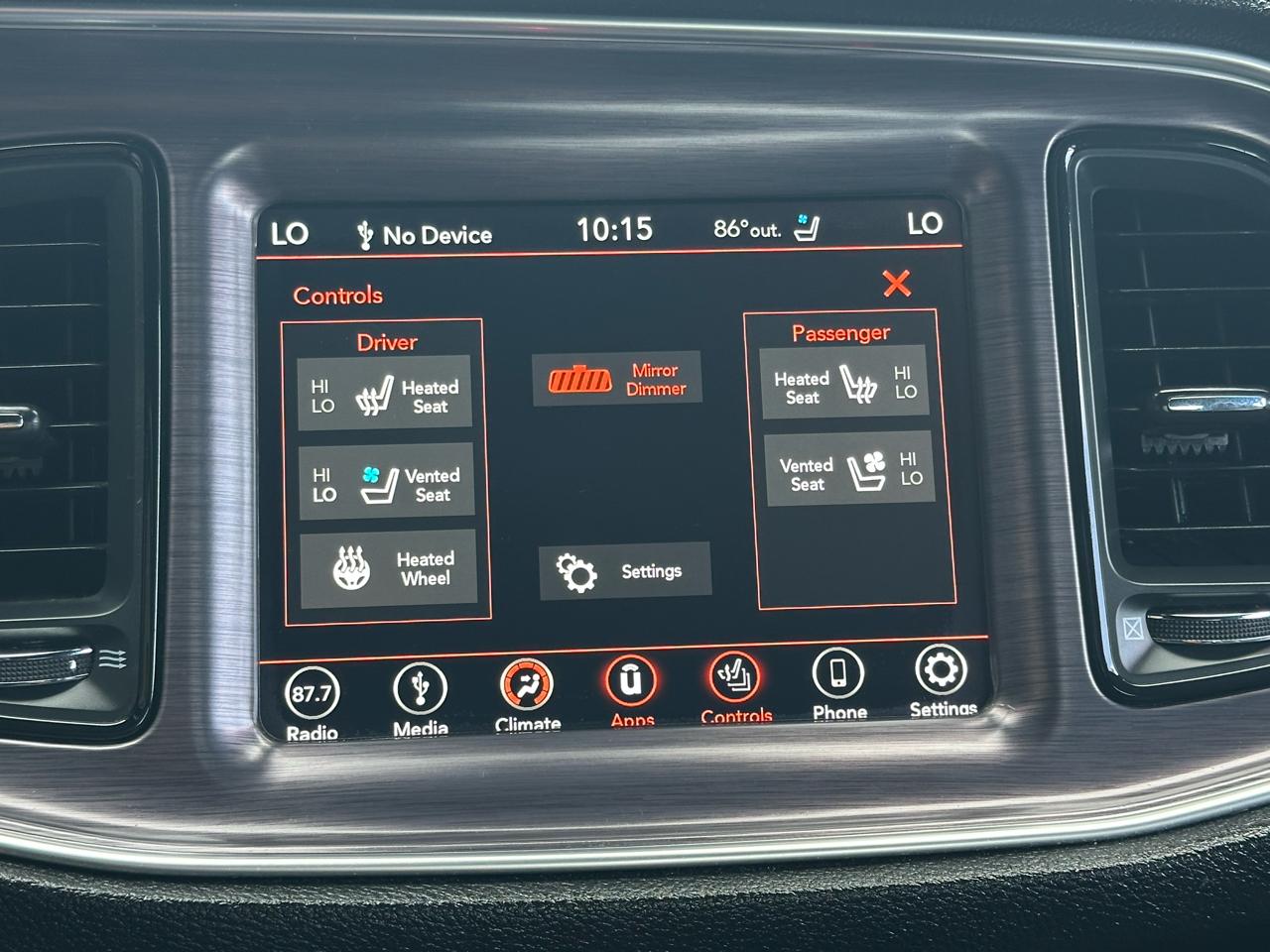 Dodge Challenger GT AWD 2018