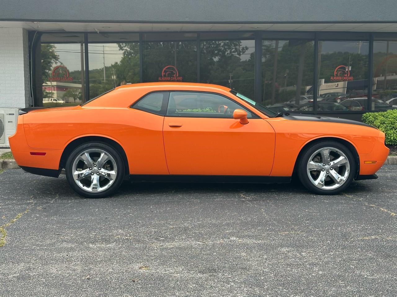 Dodge Challenger 2dr Cpe SXT Plus 2014