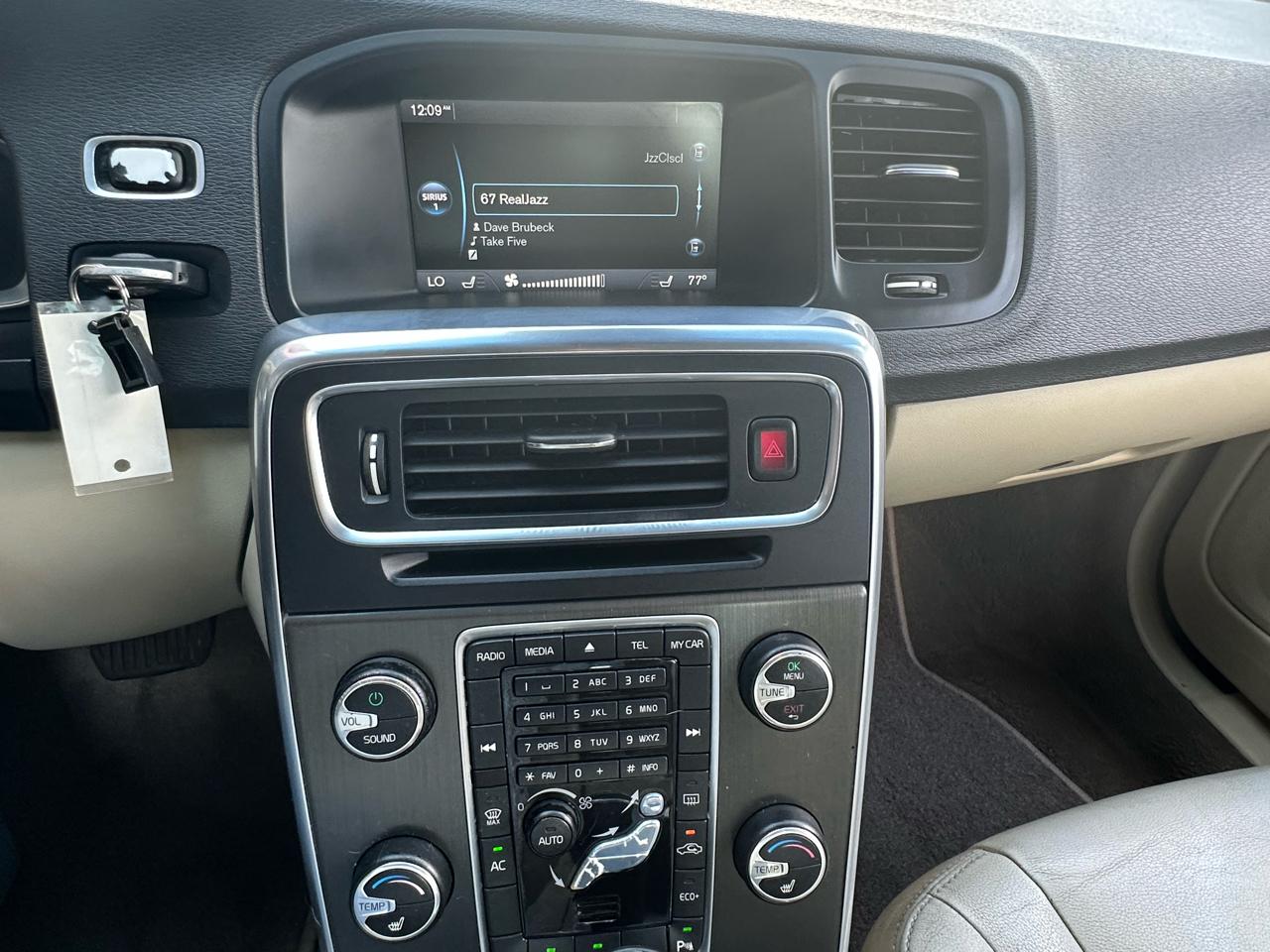 Volvo S60 4dr Sdn T5 Drive-E Premier FWD 2015