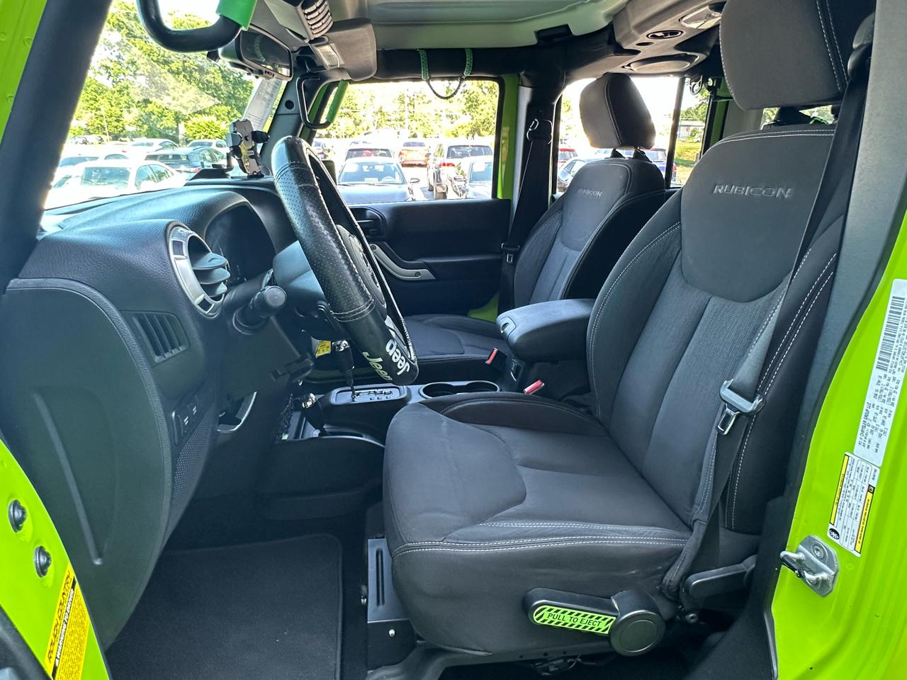 Jeep Wrangler Unlimited 4WD 4dr Rubicon 2013