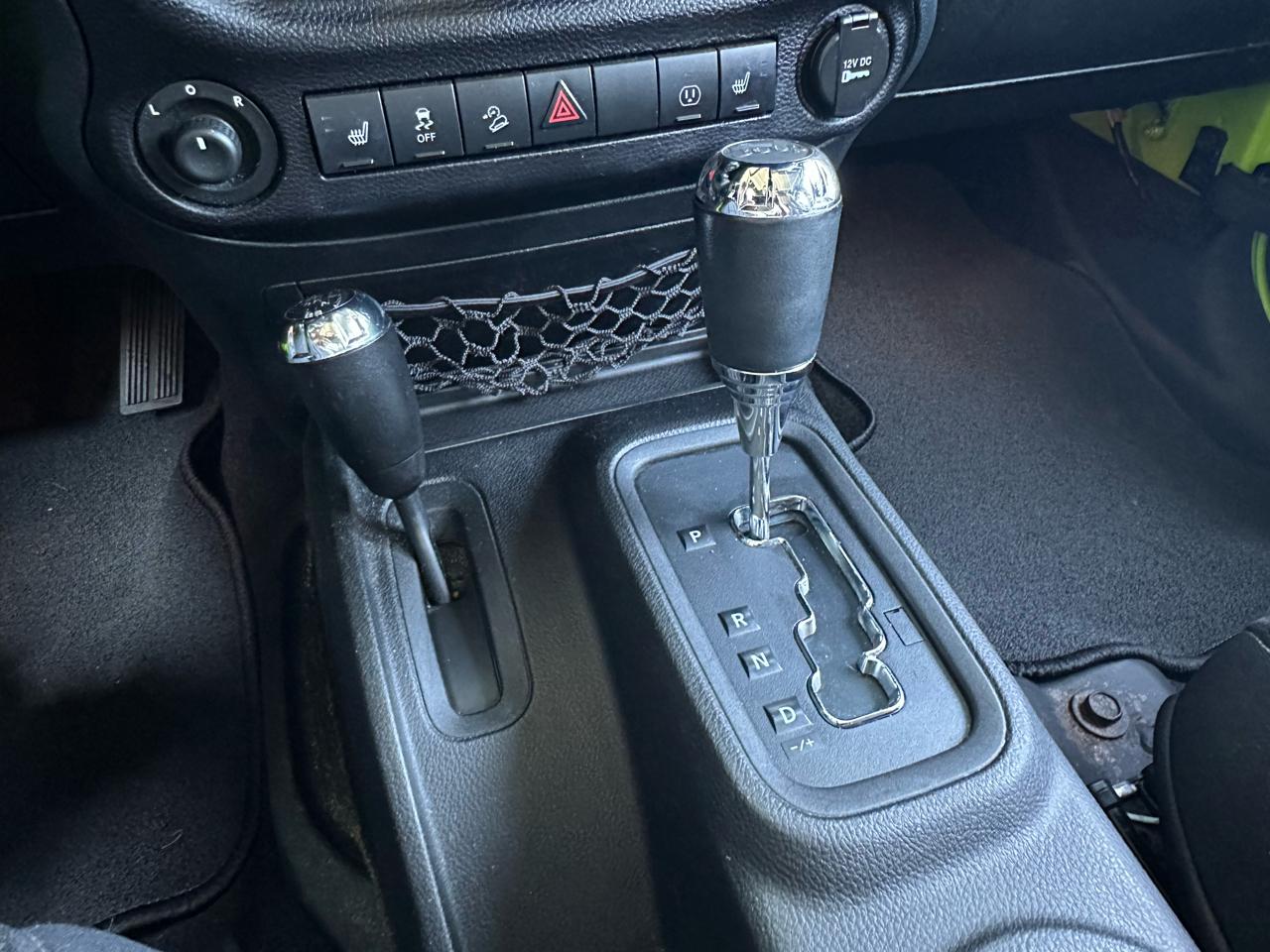 Jeep Wrangler Unlimited 4WD 4dr Rubicon 2013