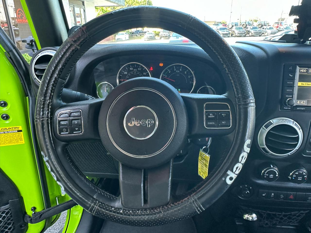 Jeep Wrangler Unlimited 4WD 4dr Rubicon 2013