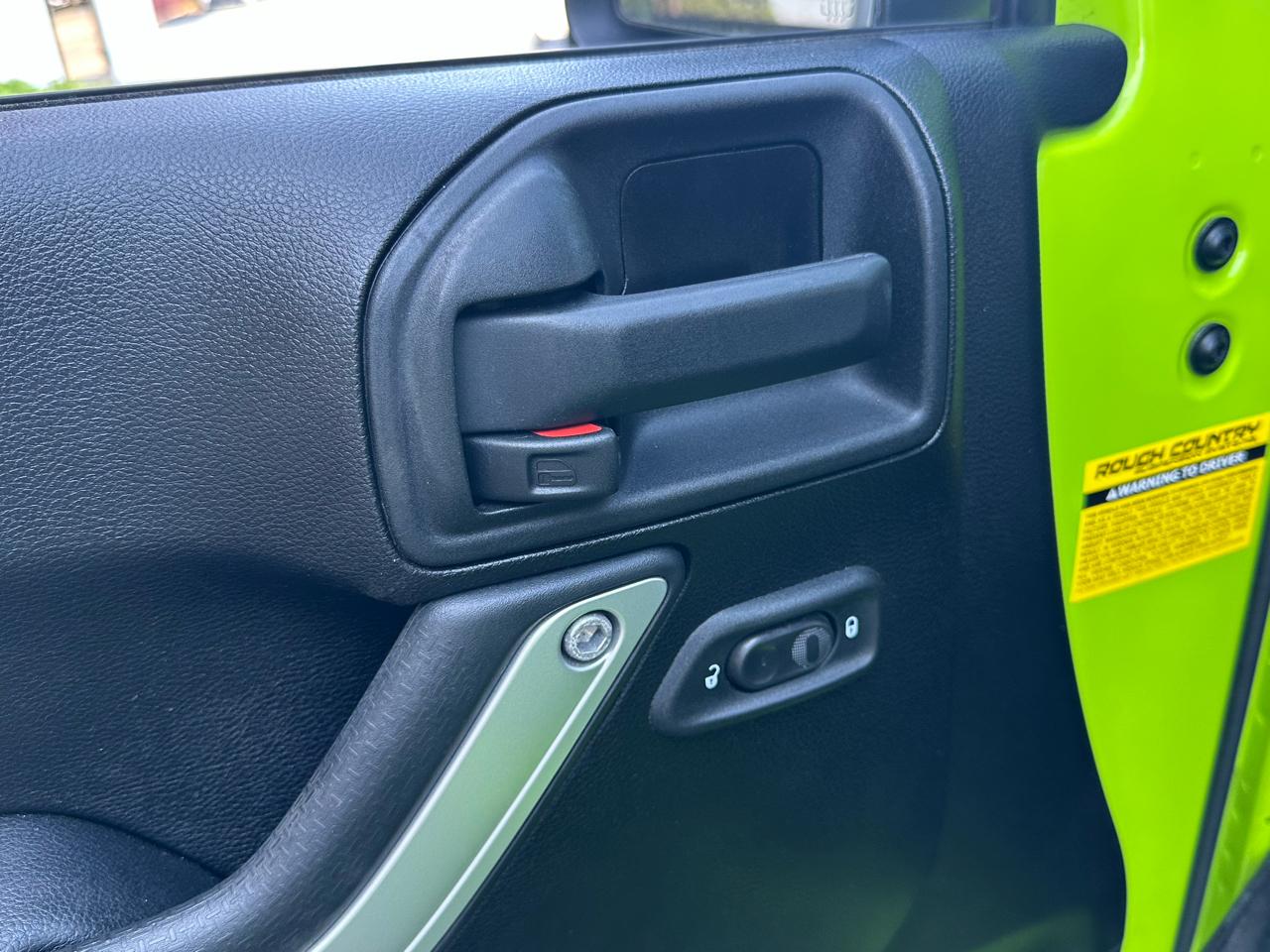 Jeep Wrangler Unlimited 4WD 4dr Rubicon 2013