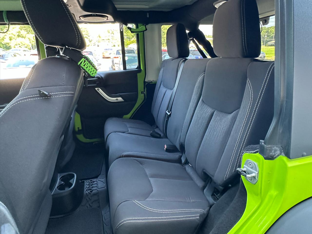 Jeep Wrangler Unlimited 4WD 4dr Rubicon 2013