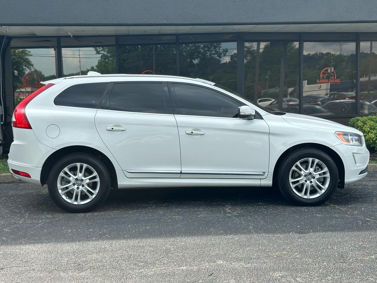 Volvo XC60 FWD 4dr T5 Drive-E Premier 2016