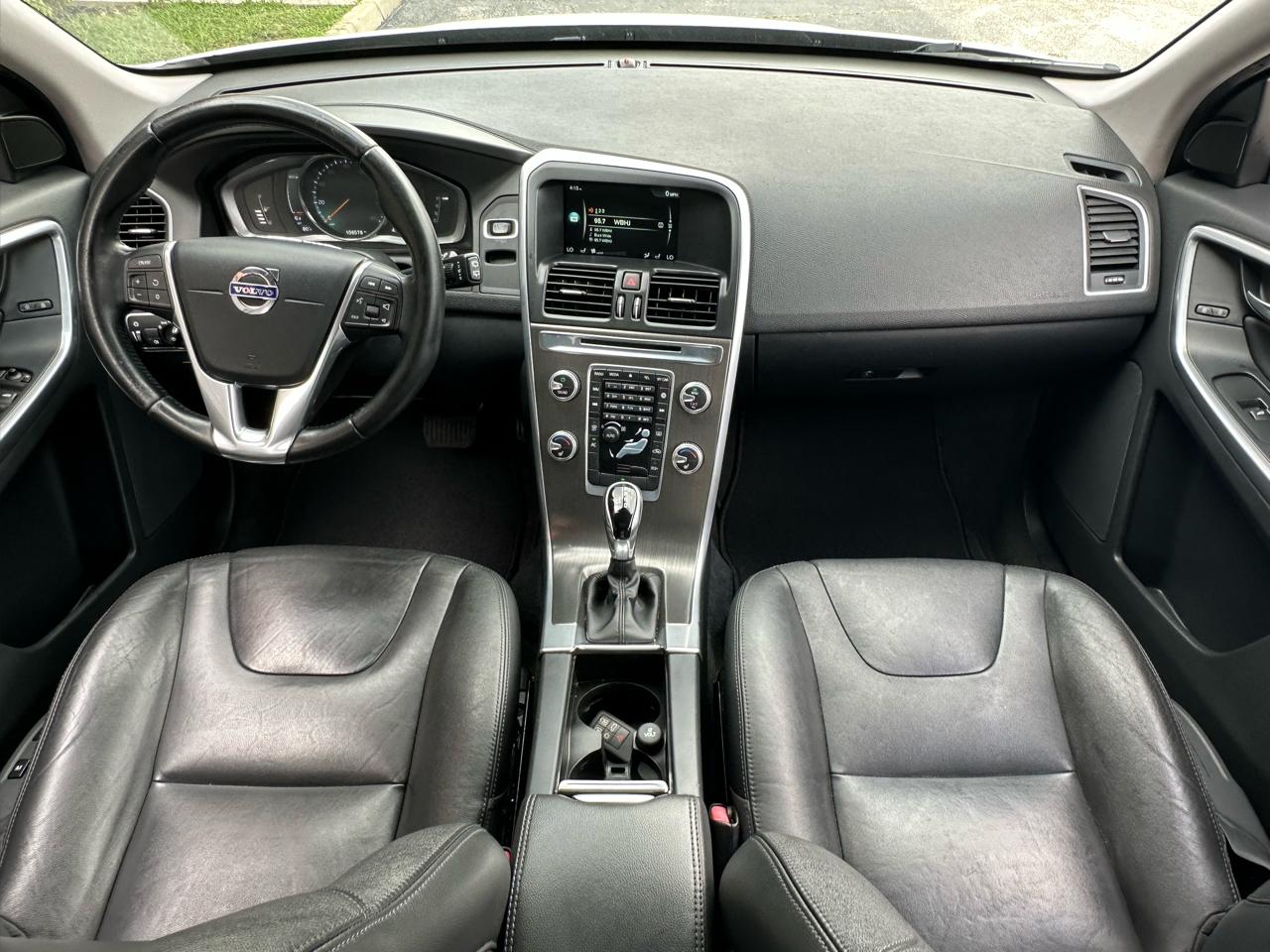 Volvo XC60 FWD 4dr T5 Drive-E Premier 2016