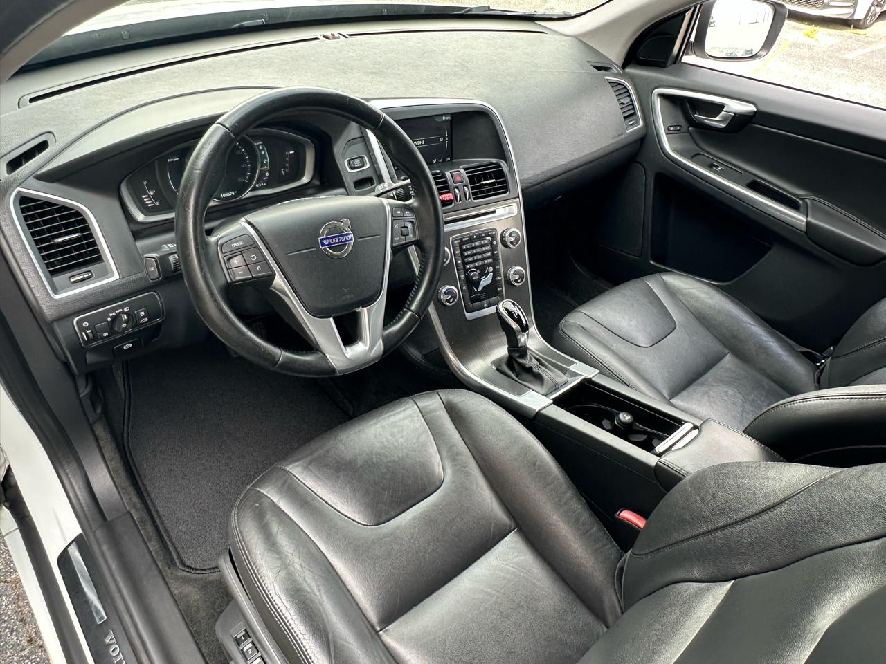 Volvo XC60 FWD 4dr T5 Drive-E Premier 2016