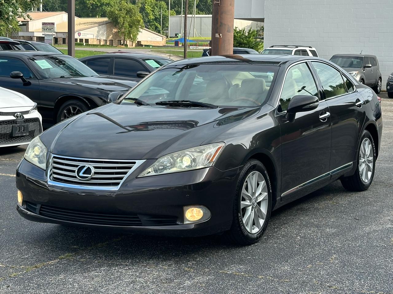 Lexus ES 350 4dr Sdn 2010