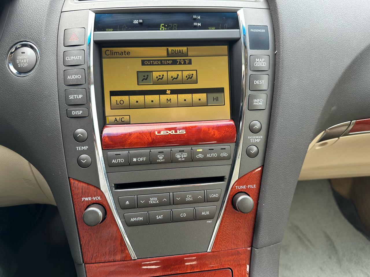 Lexus ES 350 4dr Sdn 2010