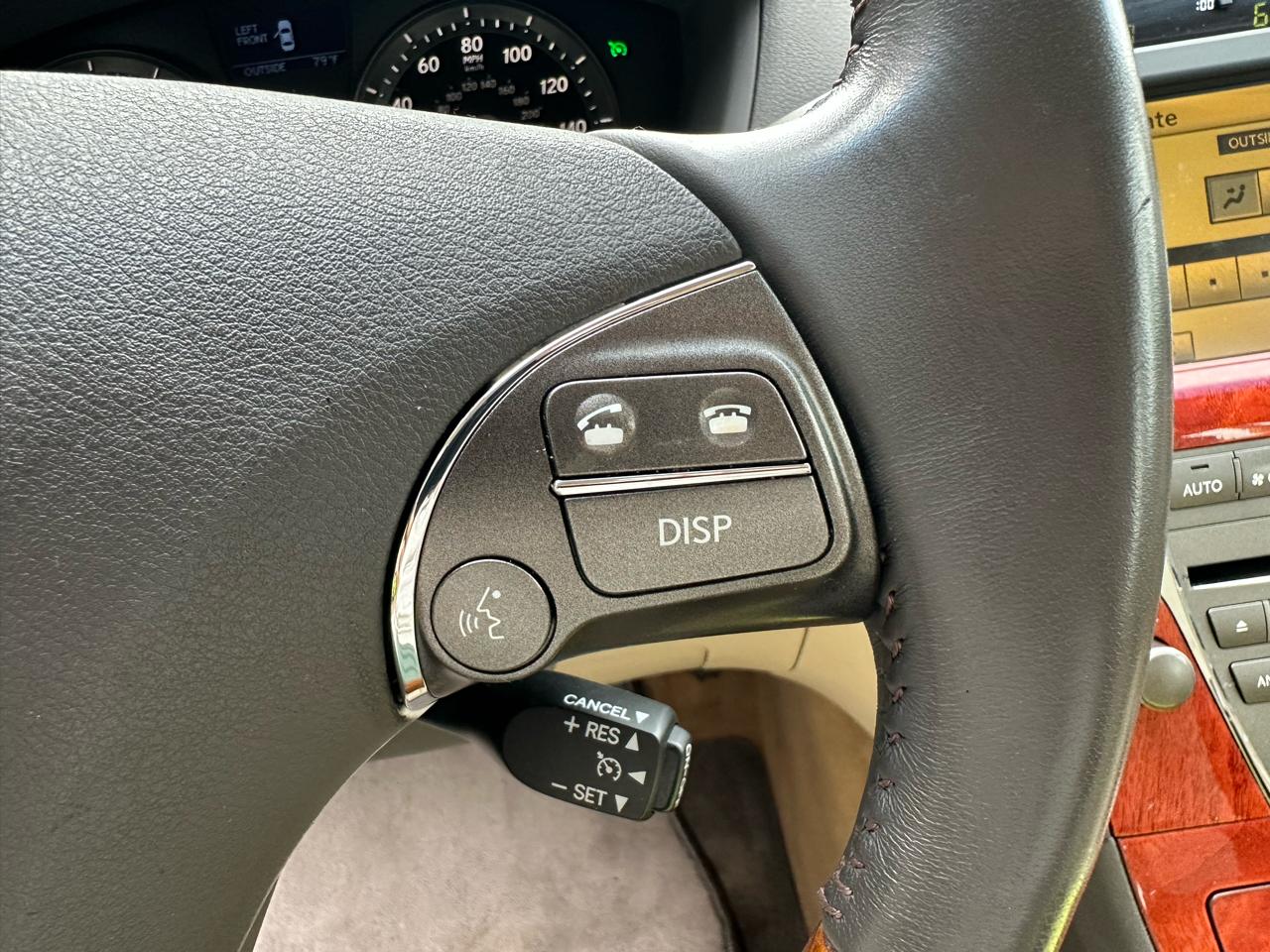 Lexus ES 350 4dr Sdn 2010