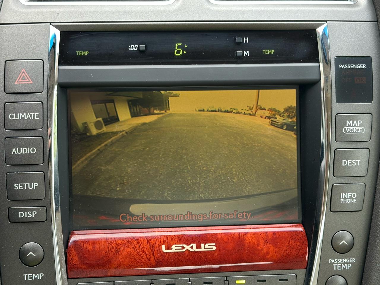 Lexus ES 350 4dr Sdn 2010