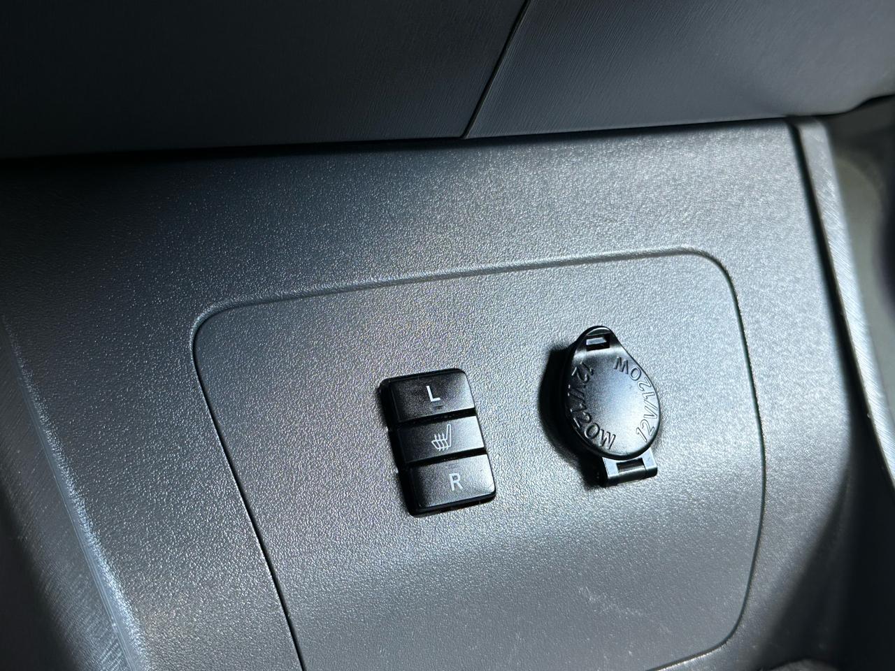 Toyota Prius 5dr HB II (Natl) 2010