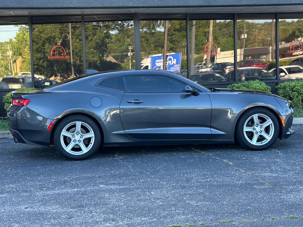 Chevrolet Camaro 2dr Cpe 1LT 2017