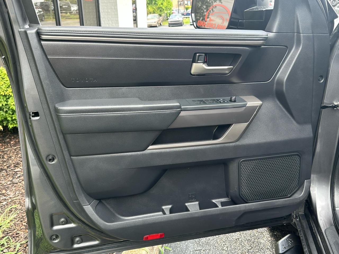 Toyota Tundra 2WD SR5 CrewMax 5.5' Bed (Natl) 2022