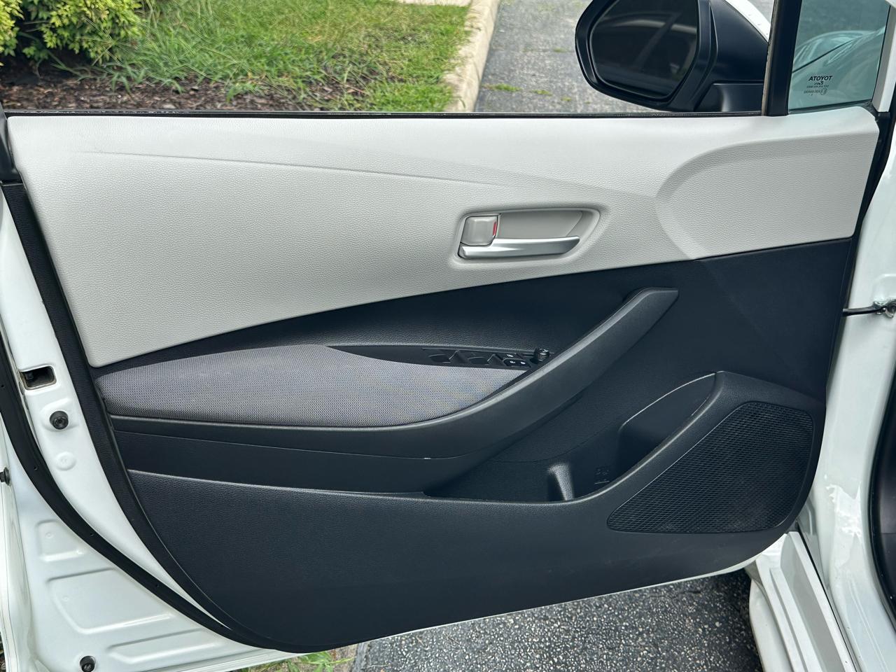 Toyota Corolla LE CVT (Natl) 2021
