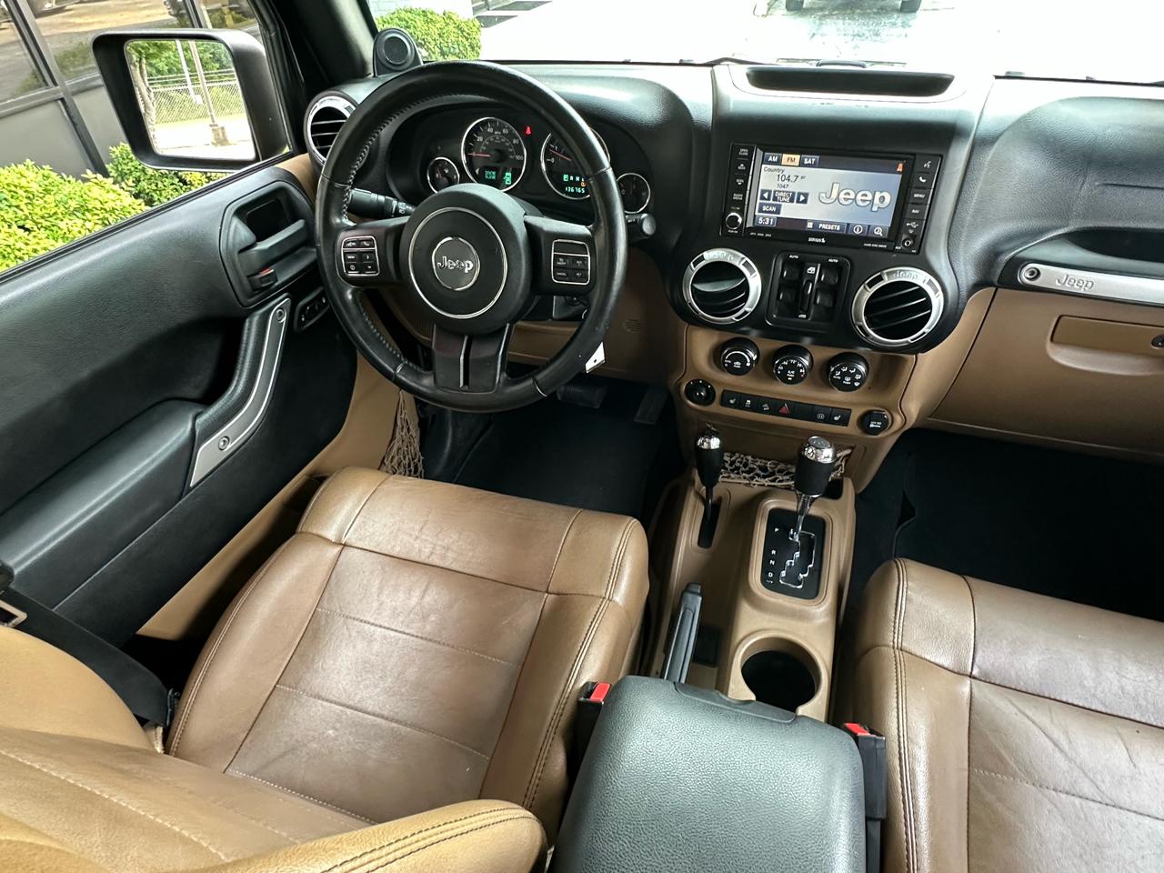 Jeep Wrangler Unlimited 4WD 4dr Sahara 2012