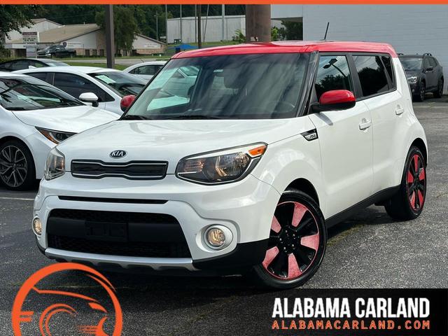 White 2018 Kia Soul Wagon Front-Wheel Drive Automatic
