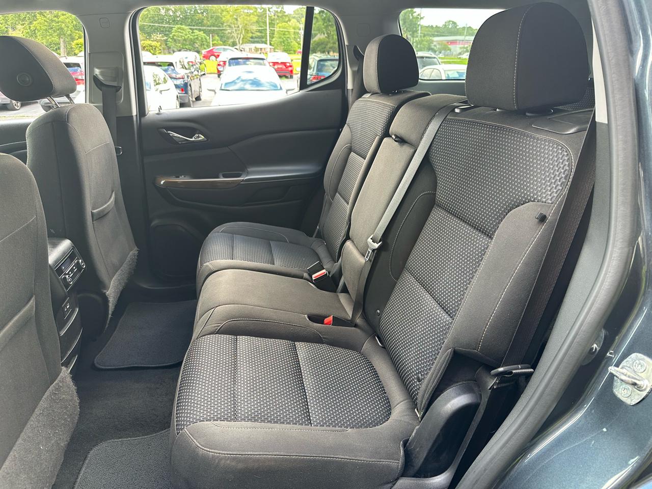 GMC Acadia FWD 4dr SLE 2020