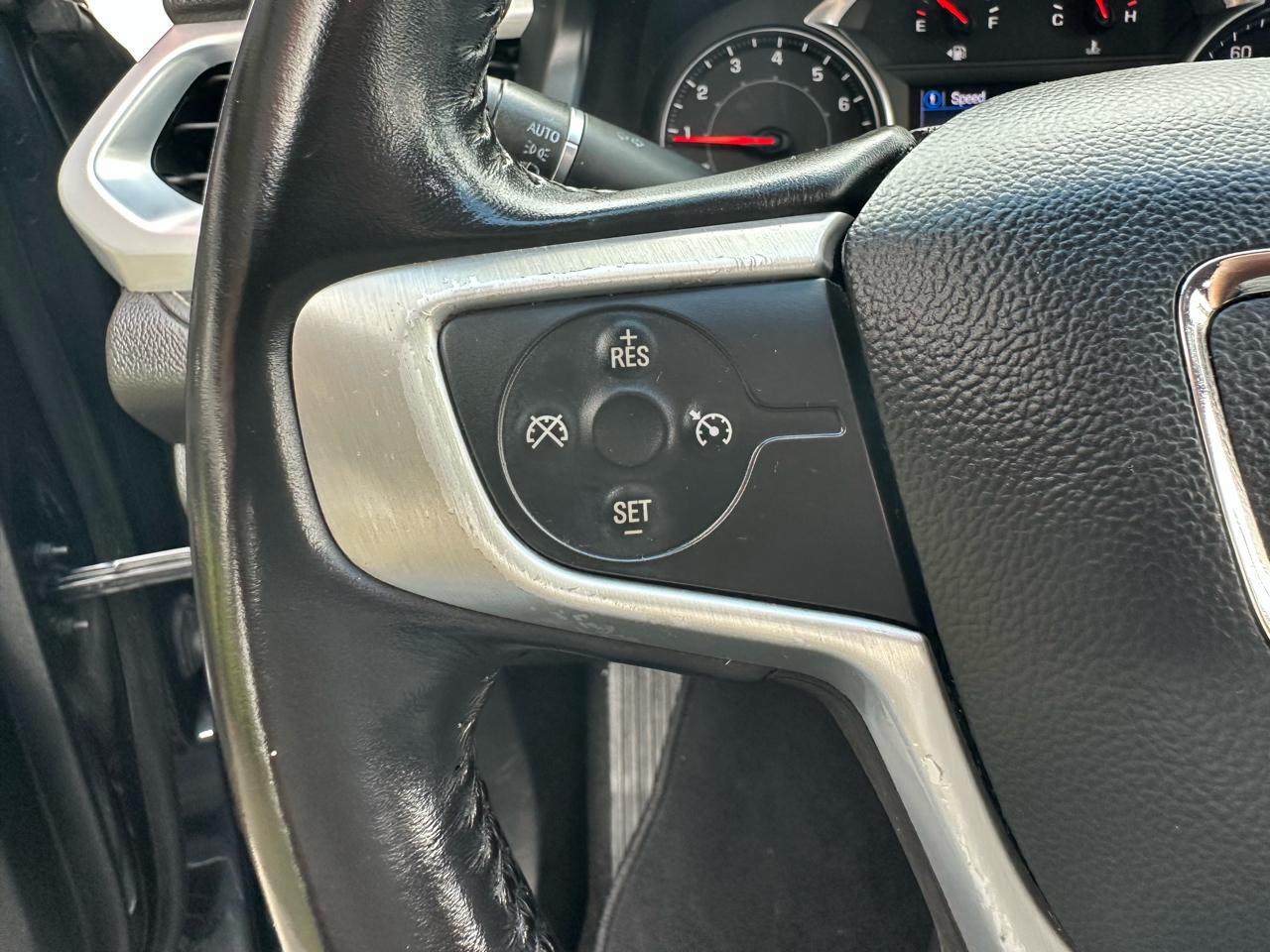 GMC Acadia FWD 4dr SLE 2020
