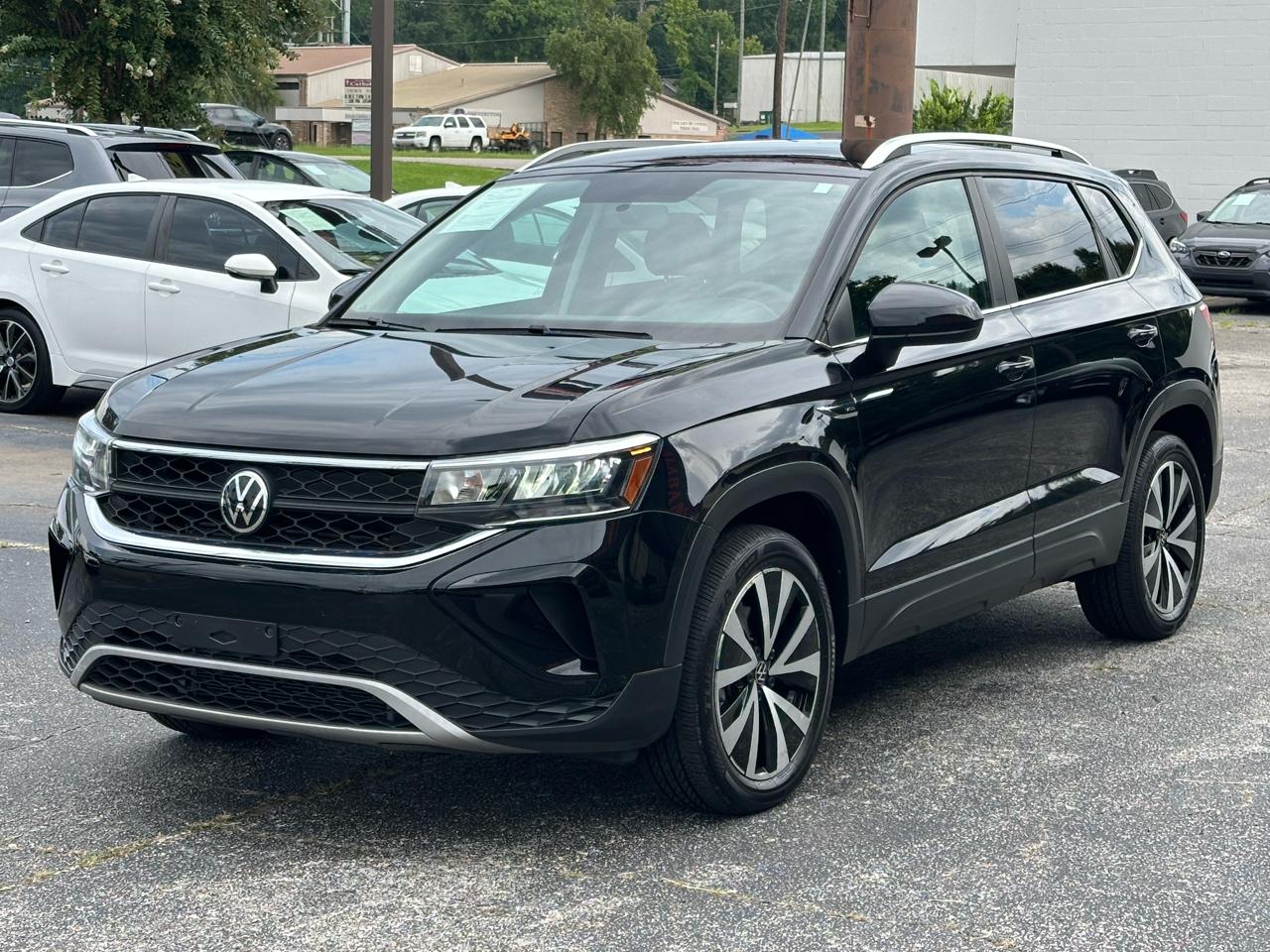 Volkswagen Taos SE FWD 2022