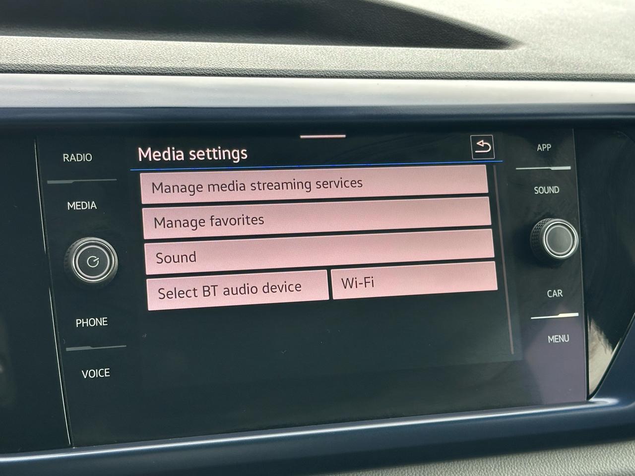 Volkswagen Taos SE FWD 2022