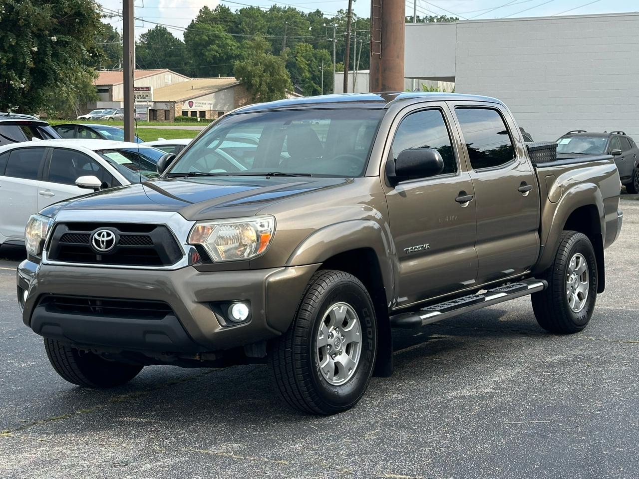 Toyota Tacoma 2WD Double Cab V6 AT PreRunner (Natl) 2015
