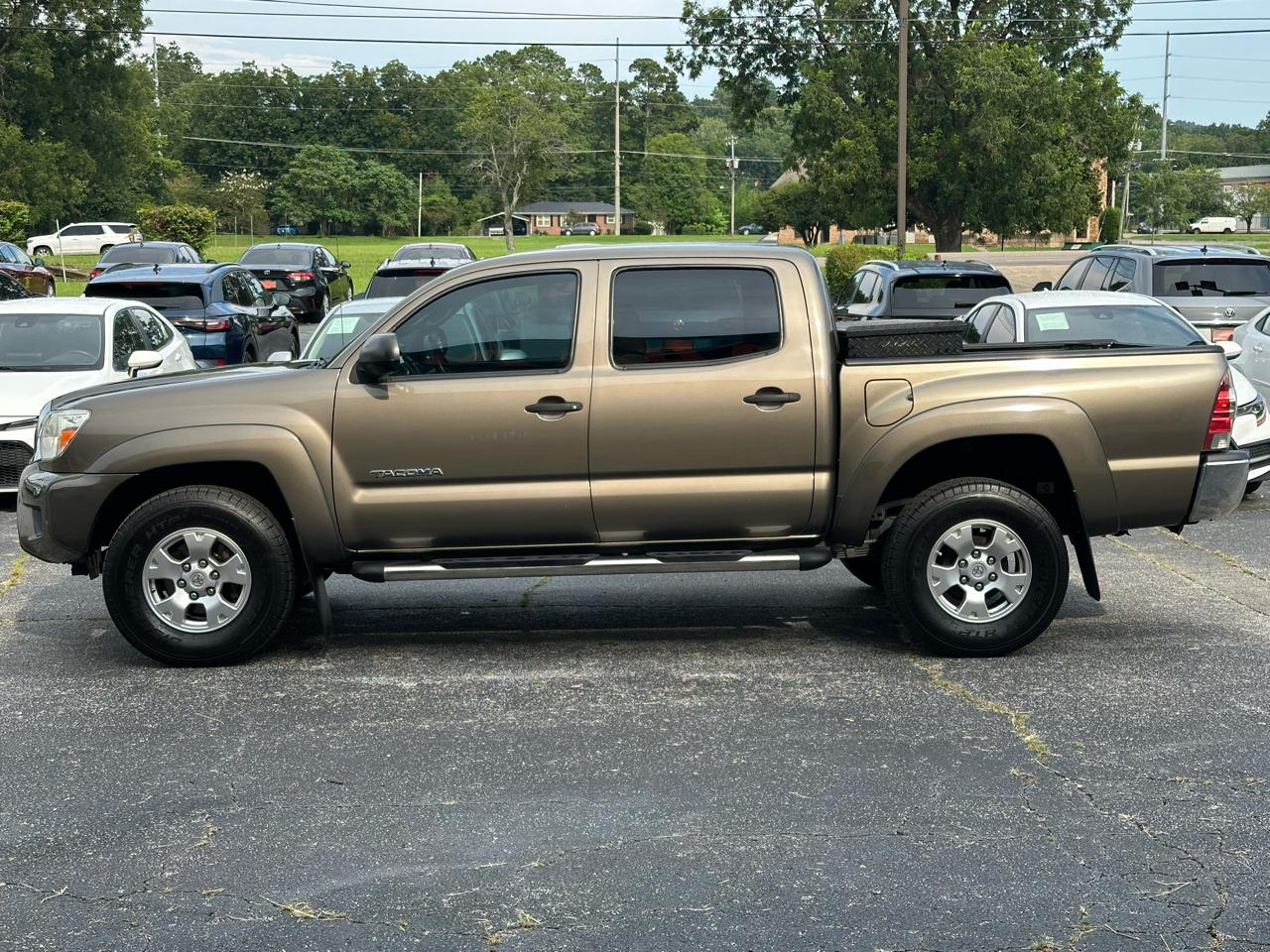 Toyota Tacoma 2WD Double Cab V6 AT PreRunner (Natl) 2015