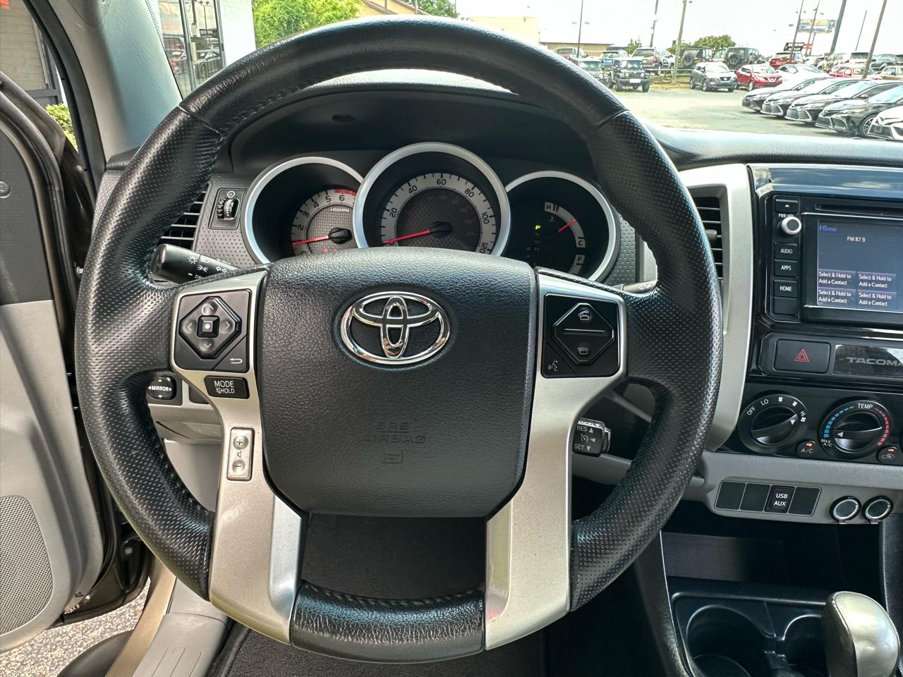Toyota Tacoma 2WD Double Cab V6 AT PreRunner (Natl) 2015