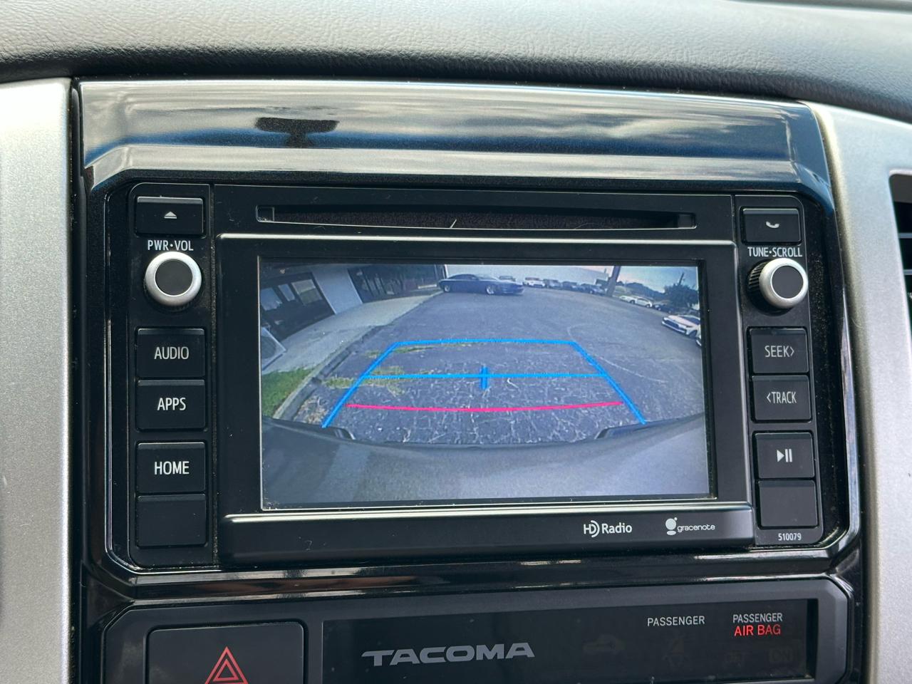 Toyota Tacoma 2WD Double Cab V6 AT PreRunner (Natl) 2015
