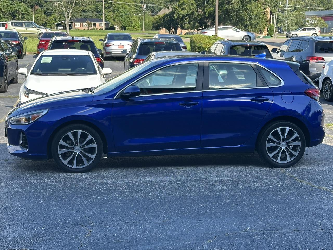 Hyundai Elantra GT Auto 2019
