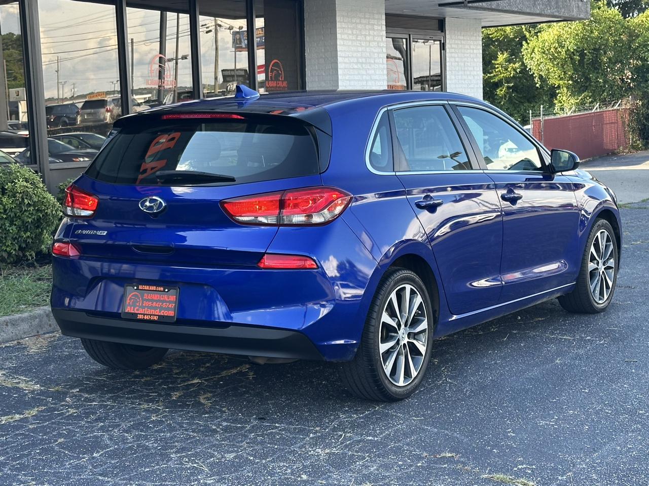 Hyundai Elantra GT Auto 2019